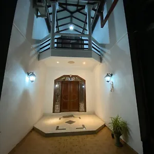  Gasthuis The Serene House Sri Lanka